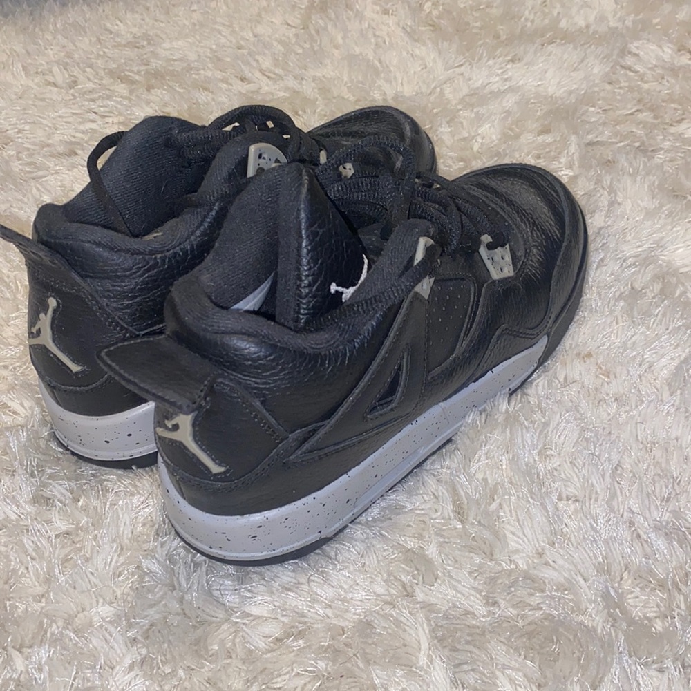 Retro Jordan oreo 4s